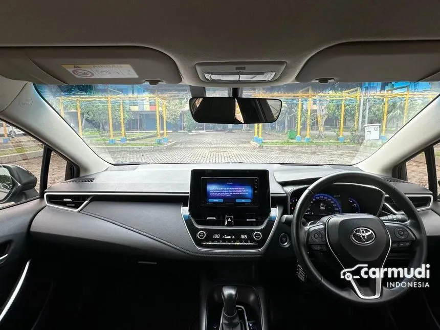 2021 Toyota Corolla Altis V Sedan