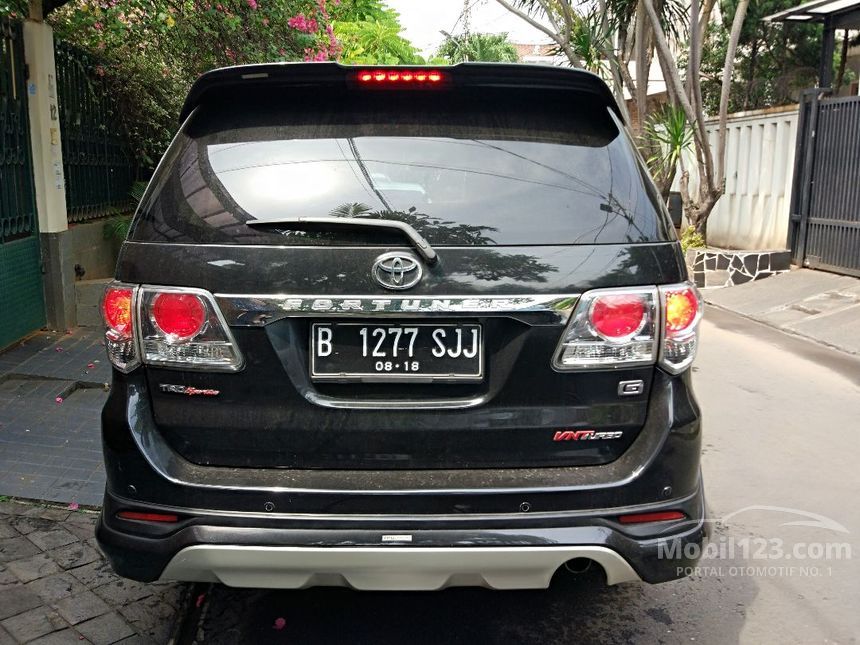 2013 Toyota Fortuner G TRD VNT SUV