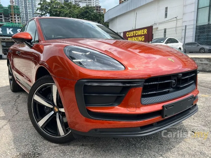 2022 Porsche Macan SUV