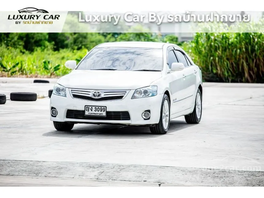 2011 Toyota CAMRY Hybrid Sedan