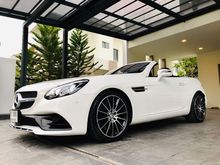 2016 Mercedes-Benz SLC300 2.0 AMG Dynamic Convertible AT