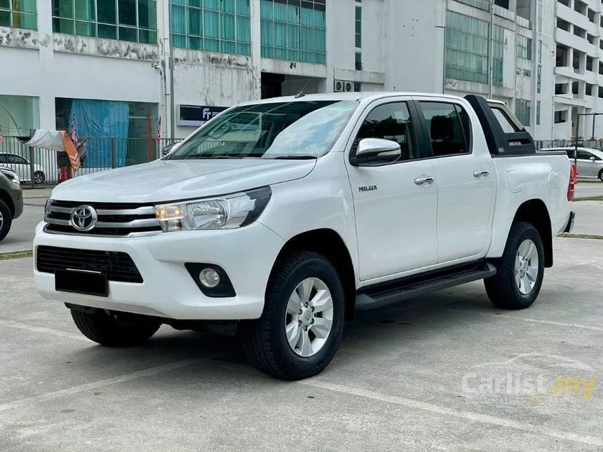 2017 Toyota Hilux G Dual Cab Pickup Truck