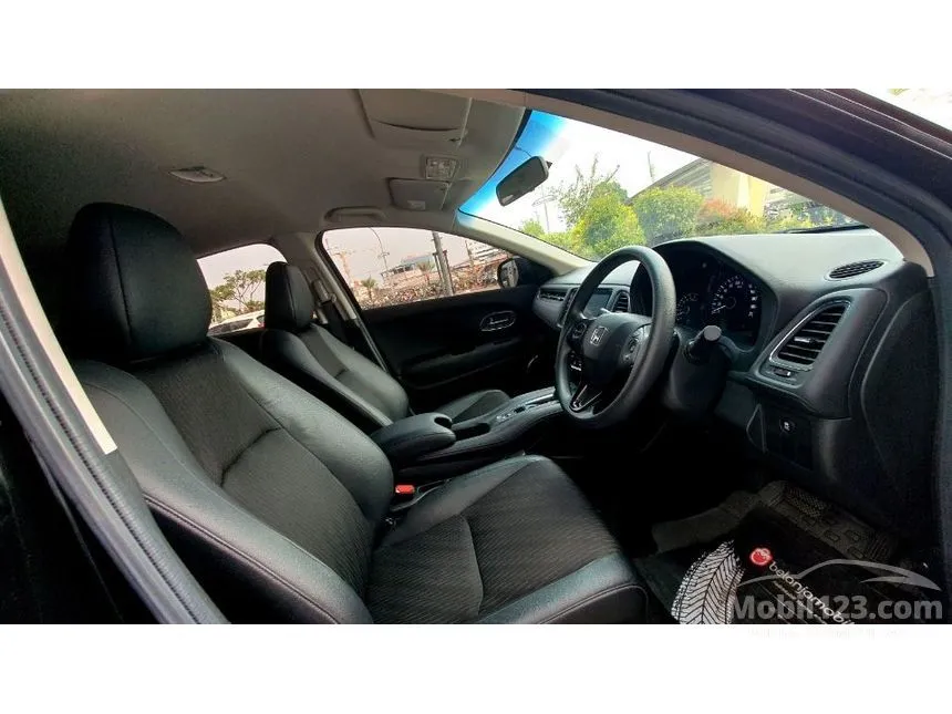 2021 Honda HR-V E SUV