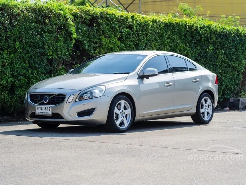 2013 Volvo S60 DRIVe Sedan