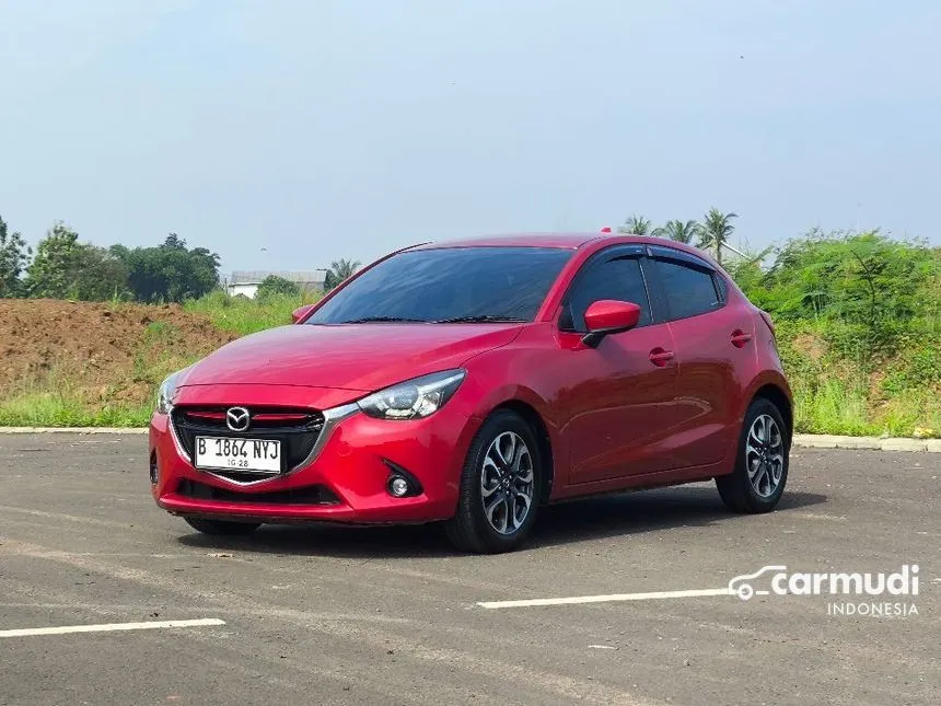 2015 Mazda 2 R Hatchback