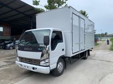 UNREGISTERED 18.5 KAKI ISUZU NPR71 BONDED ( FUEL PUMP ) FOR SELL