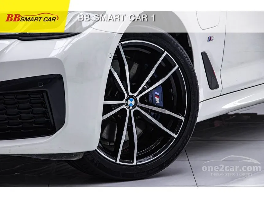 2024 BMW 530e M Sport Sedan