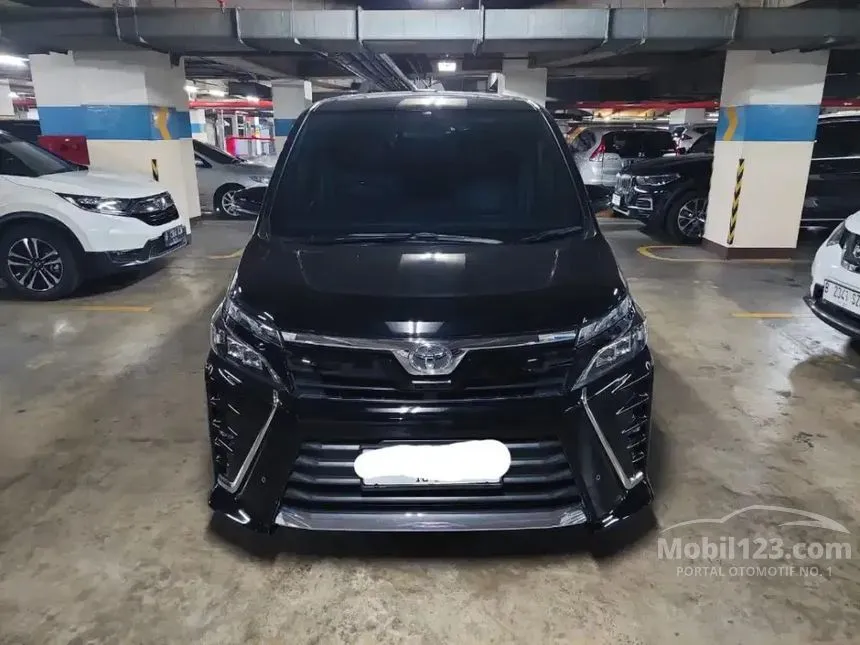 Jual Mobil Toyota Voxy 2018 2.0 di DKI Jakarta Automatic Wagon Hitam Rp 350.000.000
