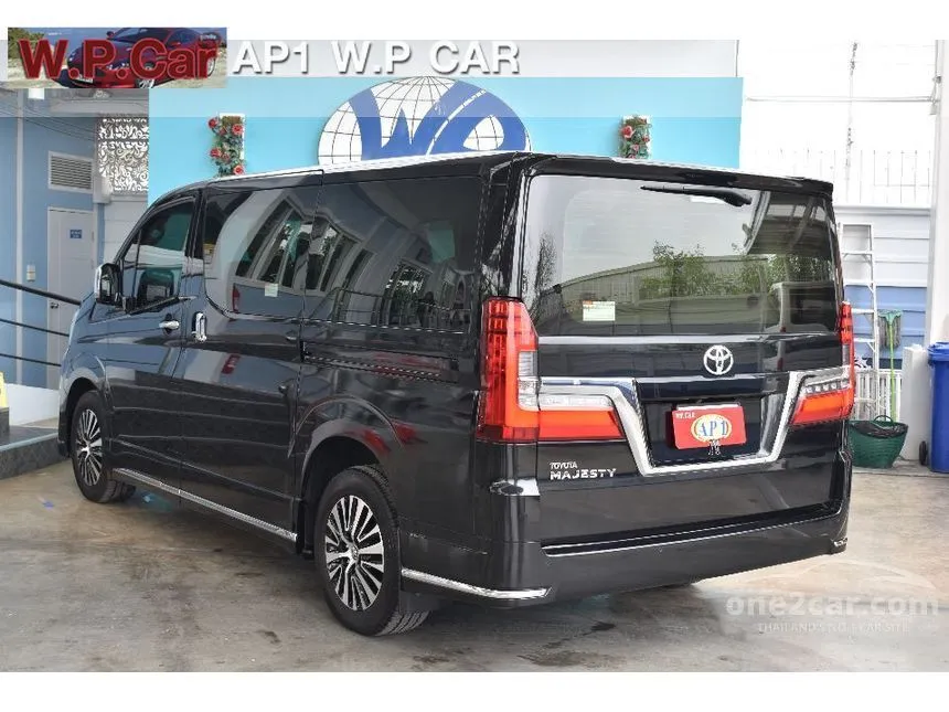 2020 Toyota Majesty Premium Van