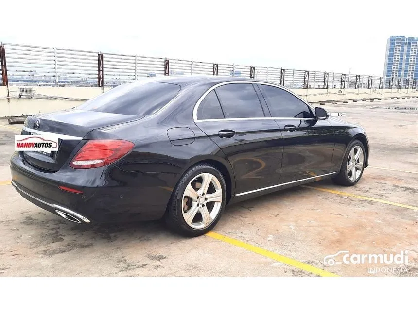 2016 Mercedes-Benz E250 Avantgarde CBU Sedan