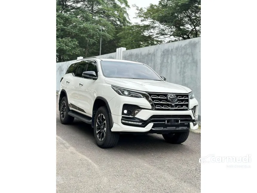 2022 Toyota Fortuner VRZ 4X2 SUV