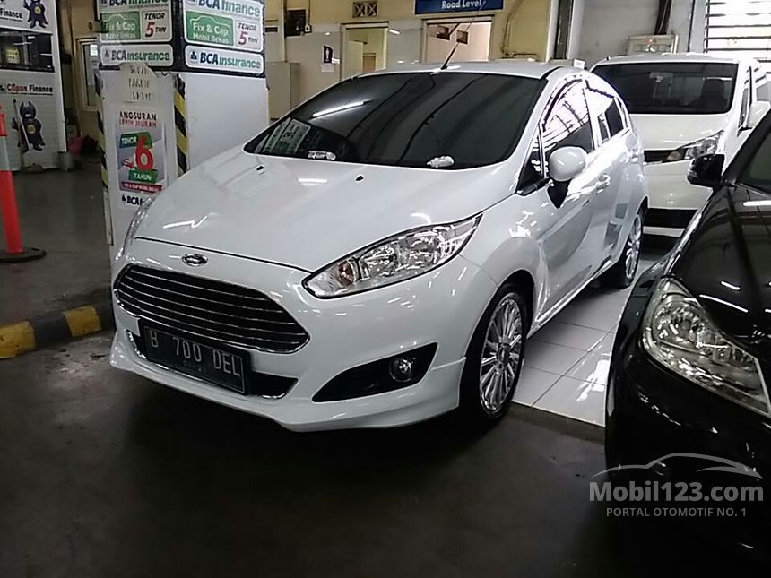 Jual Mobil Ford Fiesta 2015 EcoBoost S 1.0 di DKI Jakarta 