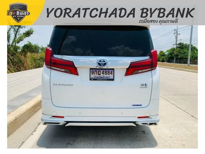 2022 Toyota Alphard HV X Van