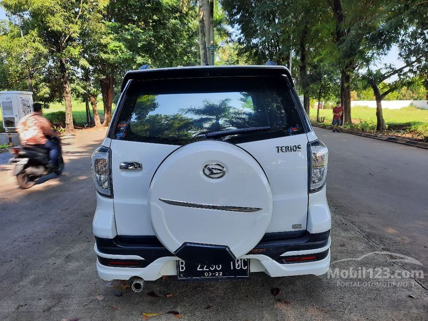 2017 Daihatsu Terios R Adventure SUV