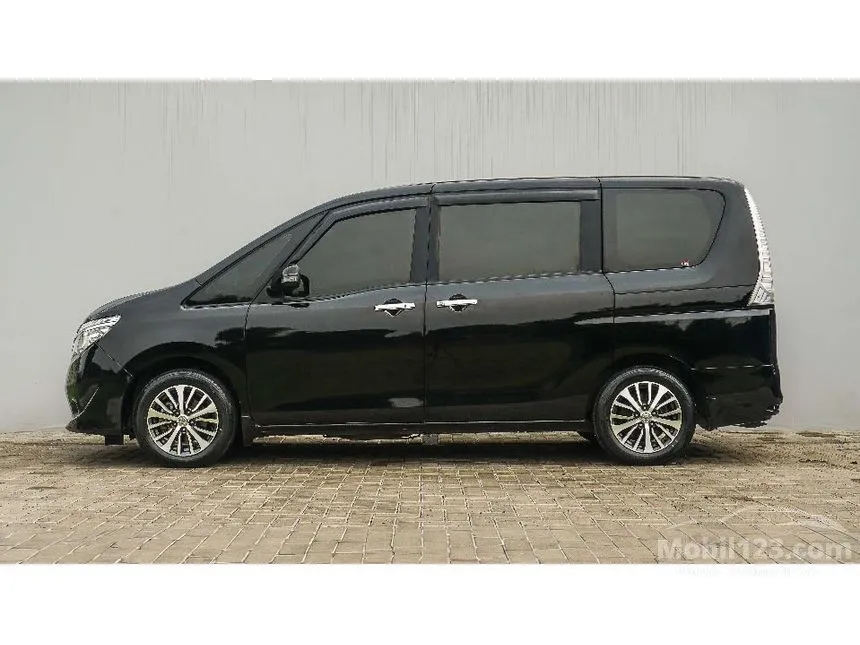 2017 Nissan Serena X MPV