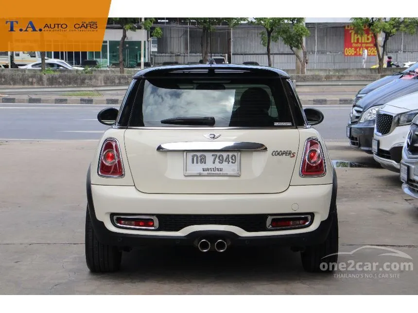 2013 Mini COOPER S Look 2 Hatchback