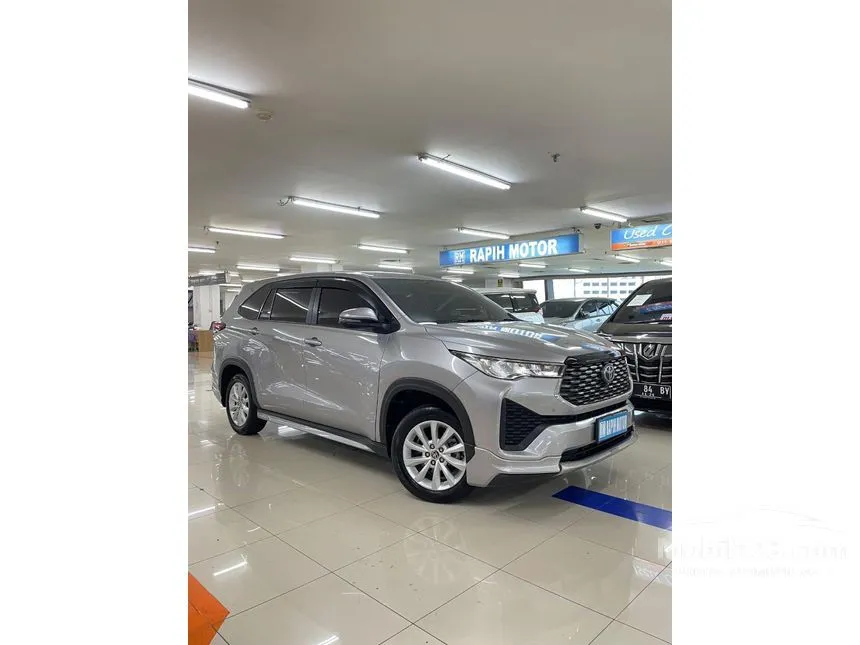 2023 Toyota Kijang Innova Zenix V (Non Premium Color) MPV