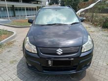 September Ceria DP Cuma 8 Jt Suzuki X-Over AT 2008 Hitam Metalik