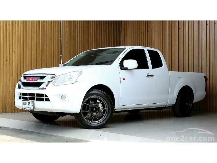 2016 Isuzu D-MAX S Space Cab Pickup