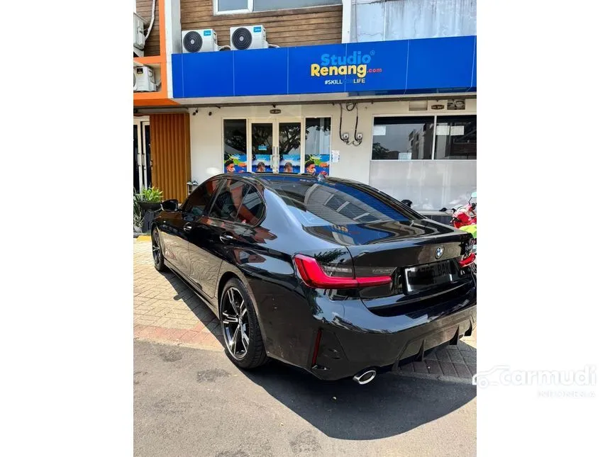 2023 BMW 320i M Sport Sedan