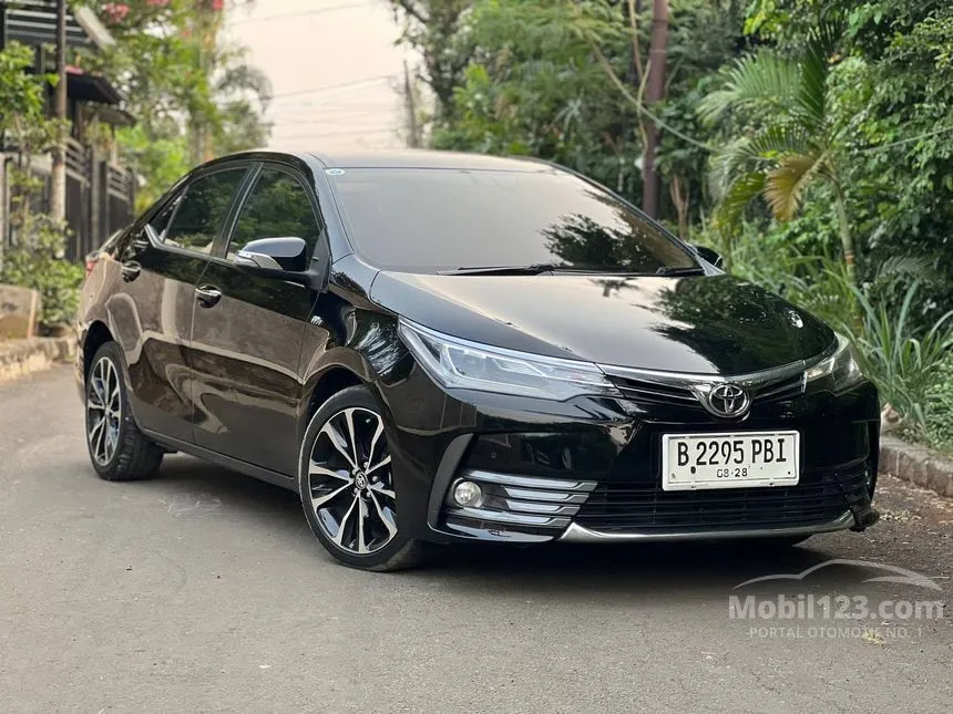 Jual Mobil Toyota Corolla Altis 2018 V 1.8 di DKI Jakarta Automatic Sedan Hitam Rp 220.000.000