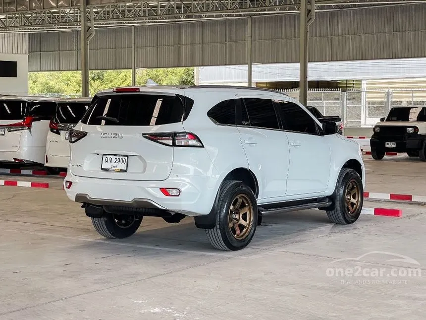 2021 Isuzu MU-X Ultimate SUV