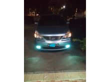 Mobil keluarga