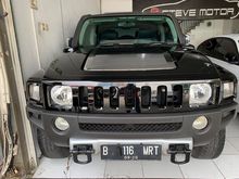 Hummer H3 Hitam 2010 Rem Tarik Sunroof Full Orisinil Seperti Baru
