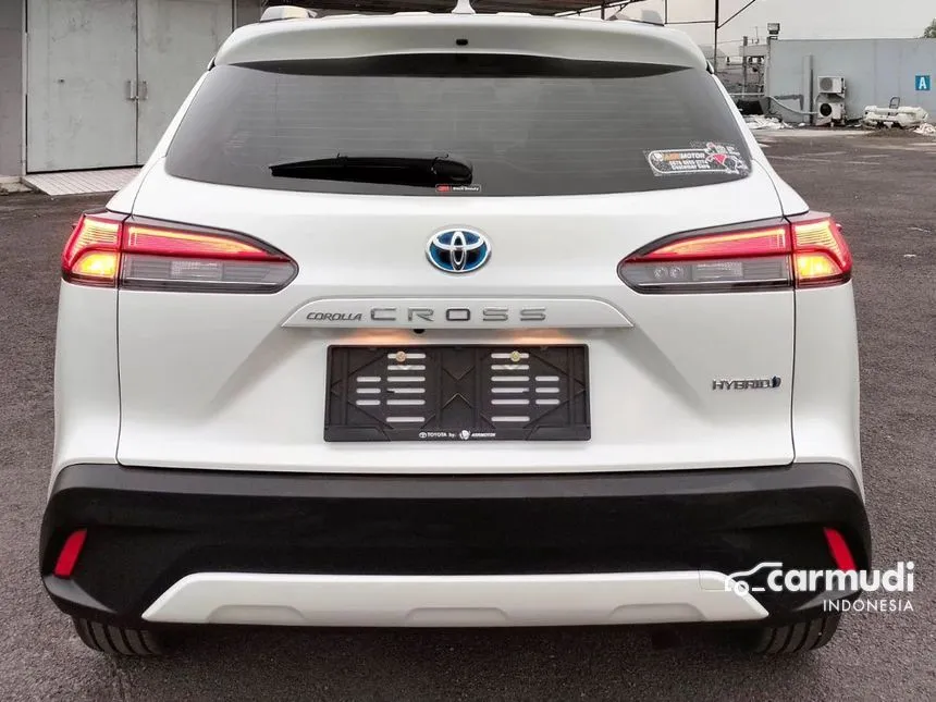 2024 Toyota Corolla Cross Hybrid Wagon