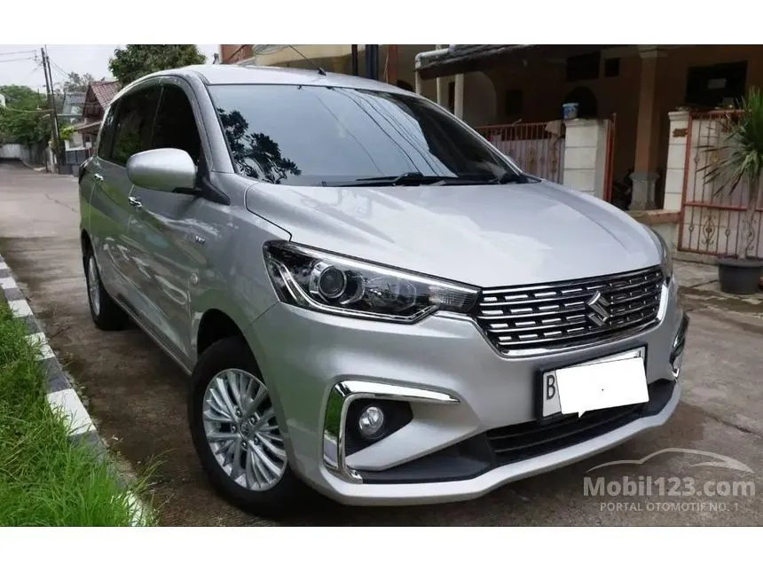Jual Mobil Suzuki Ertiga 2018 GL 1.5 di Jawa Barat Automatic MPV Silver Rp 168.000.000