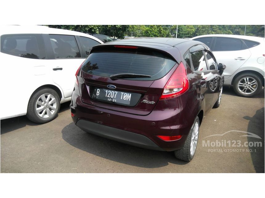 Jual Mobil  Ford  Fiesta  2011  Trend  1 4 di DKI Jakarta 