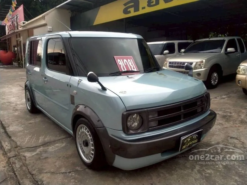 2012 Nissan CUBE 3 Hatchback