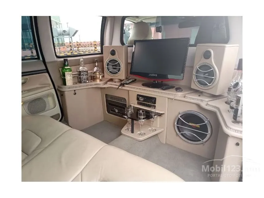 2002 Volvo S80 Limousine