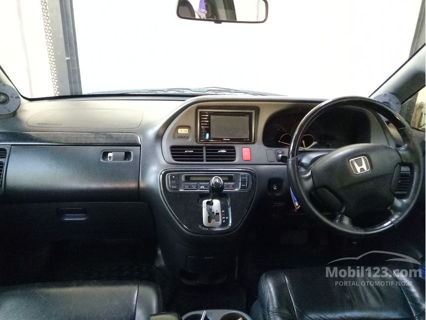 Jual Mobil  Honda  Odyssey  2002  2 4 di Jawa Tengah Automatic 