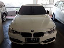2013 BMW 320i 2.0 Sport Sedan #jualcepatpemiliklangsung