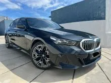 2024 BMW i5 0.0 eDrive40 M Sport Sedan - FREE WARRANTY - FREE SERVICE - FREE TINTED VOUCHER - FREE GIFT TNC APPLY