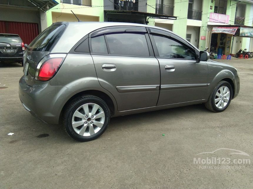 Kia rio jb 2010