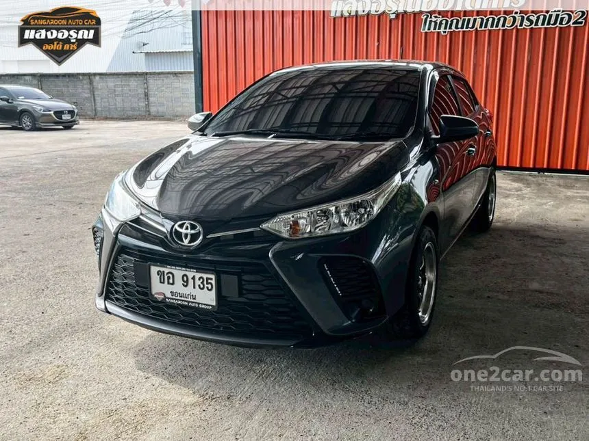 2022 Toyota YARIS Entry Hatchback