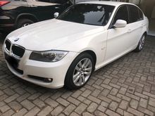 2011 BMW 320i 2.0 E90 Sedan