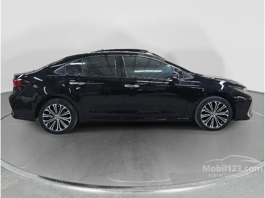 2020 Toyota Corolla Altis V Sedan