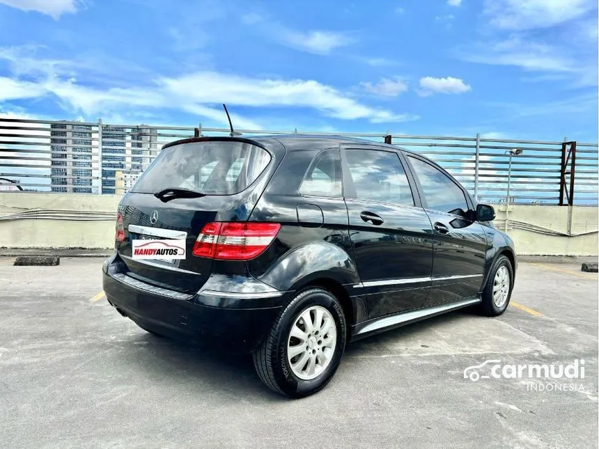 2010 Mercedes-Benz B180 Hatchback
