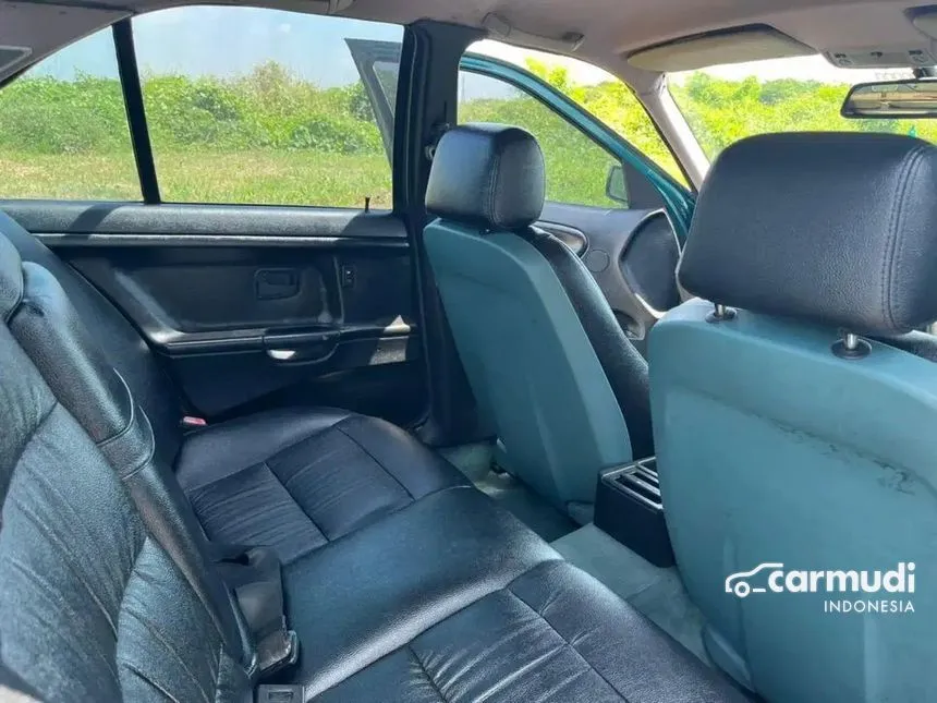 1996 BMW 323i E36 Sedan