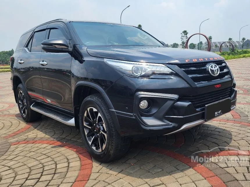 Jual Mobil Toyota Fortuner 2019 VRZ TRD 4X2 2.4 di DKI Jakarta Automatic SUV Hitam Rp 403.000.000