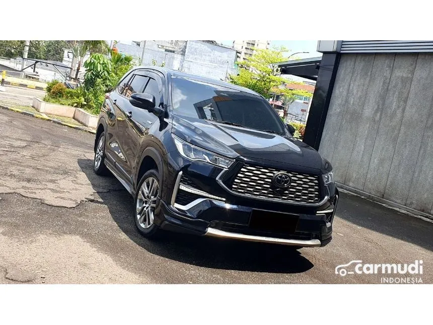 2025 Toyota Kijang Innova Zenix Q HV TSS (Non Premium Color) MPV