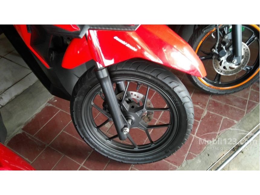 Jual Motor Honda Vario  2019  125  0 1 di DKI Jakarta 