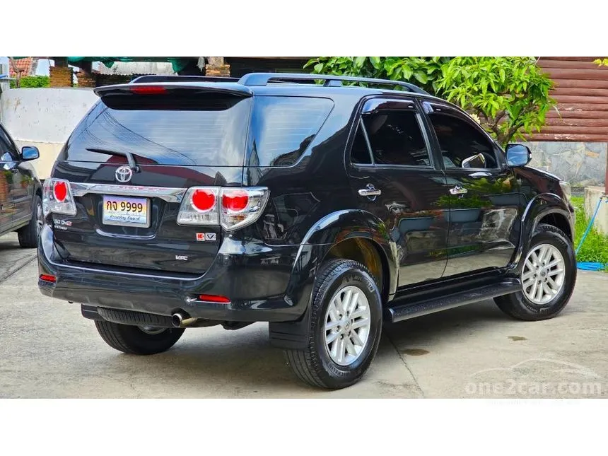 2013 Toyota FORTUNER V SUV