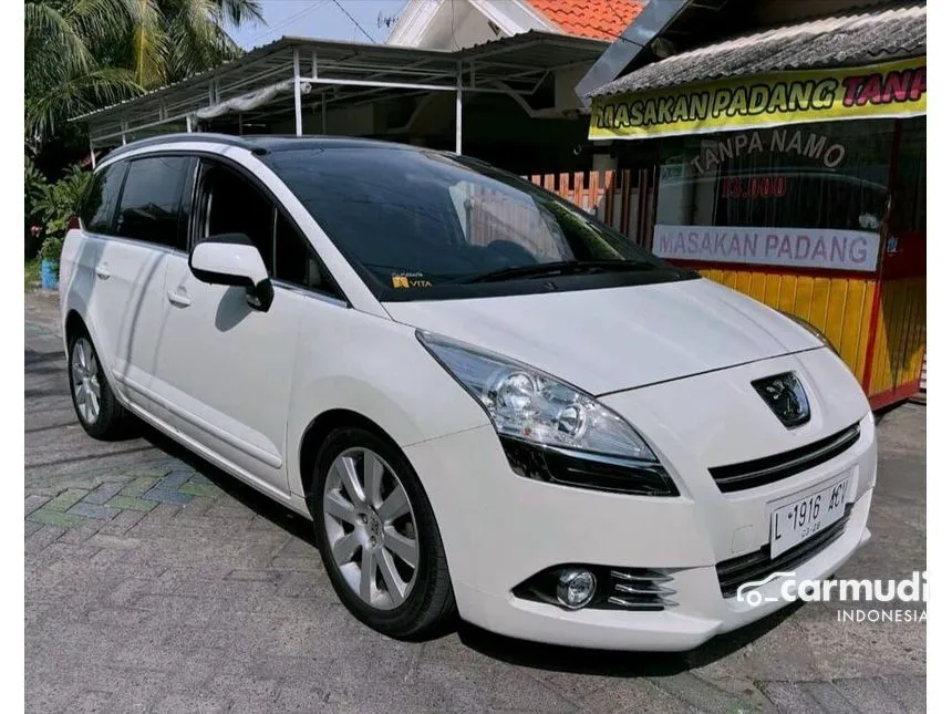 Jual Mobil Peugeot 5008 2012 Premium Pack 1.6 di Jawa Timur Automatic MPV Putih Rp 175.000.000