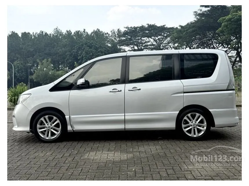 2014 Nissan Serena Highway Star MPV