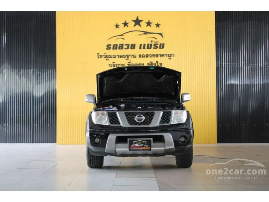 2013 Nissan Frontier Navara Calibre LE Grand Titanium Double Cab Pickup