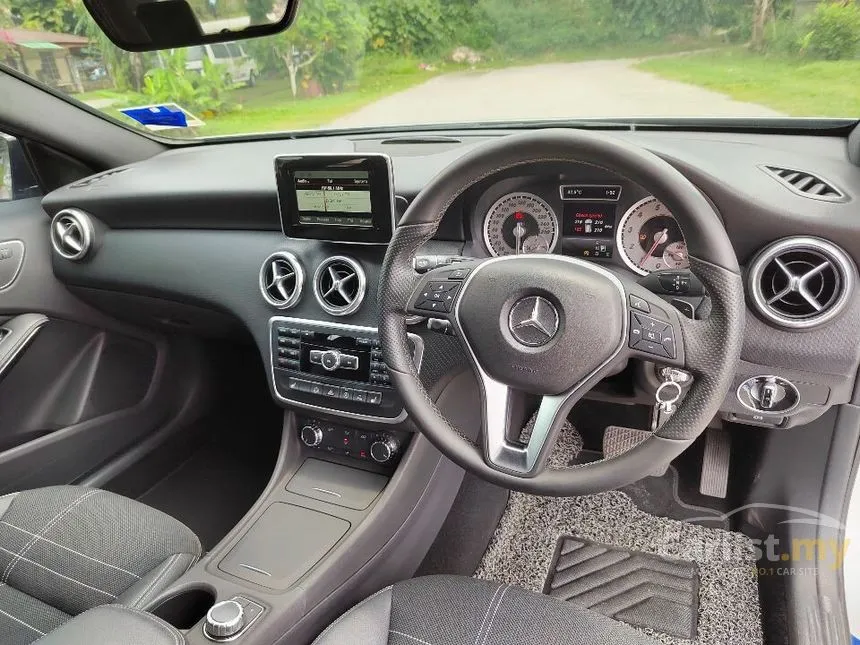 2015 Mercedes-Benz A200 Hatchback